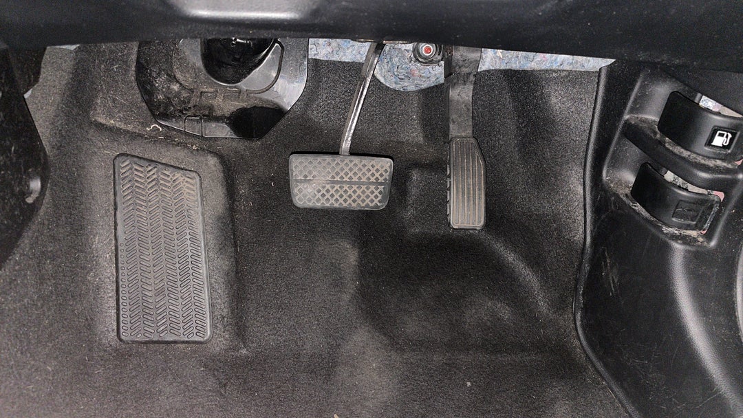 2018 Honda Jazz Vti, Automatic, 73123 km, Pedals and Footmat