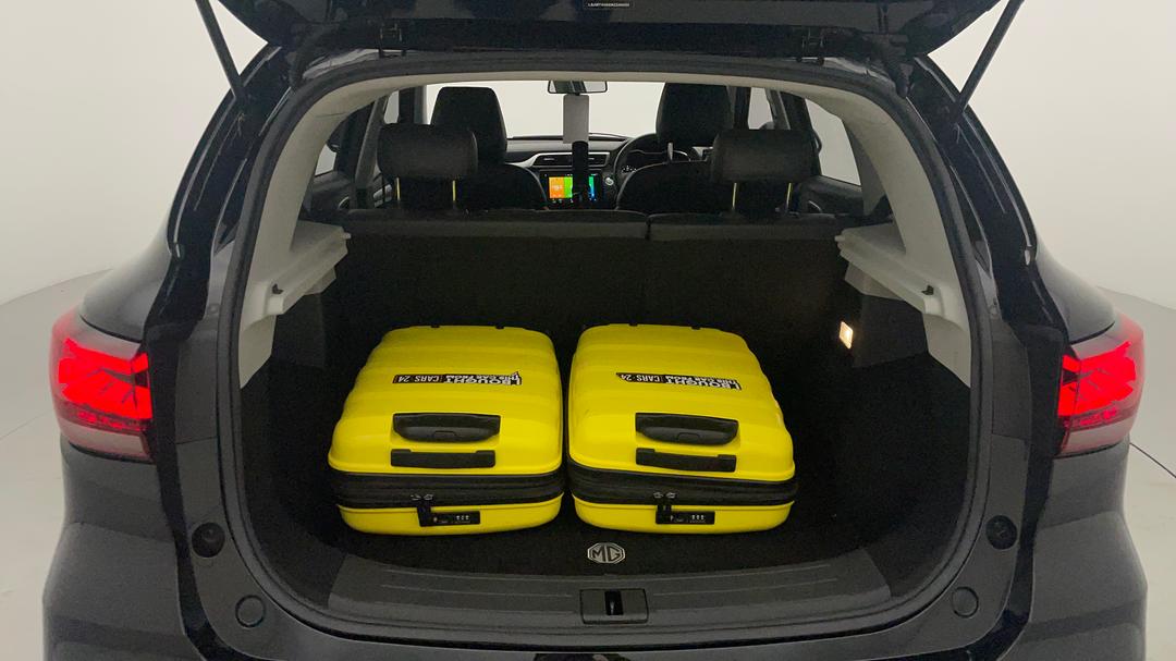 2022 MG Zst Vibe, Automatic, 33255 km, Boot Inside View with Luggage