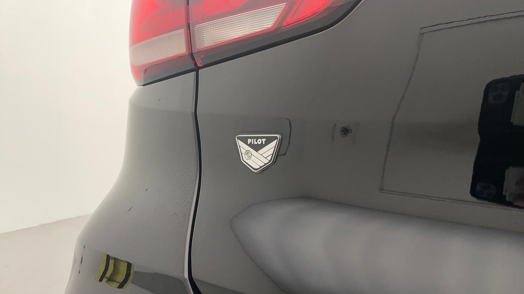 2022 MG Zst Vibe, Automatic, 33255 km, Badge (Boot Left Side)