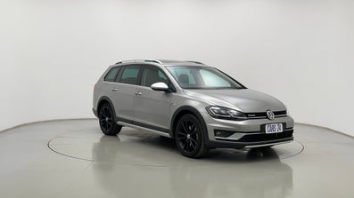 2017 Volkswagen Golf Alltrack 132 Tsi Premium Automatic, 75k km Petrol Car