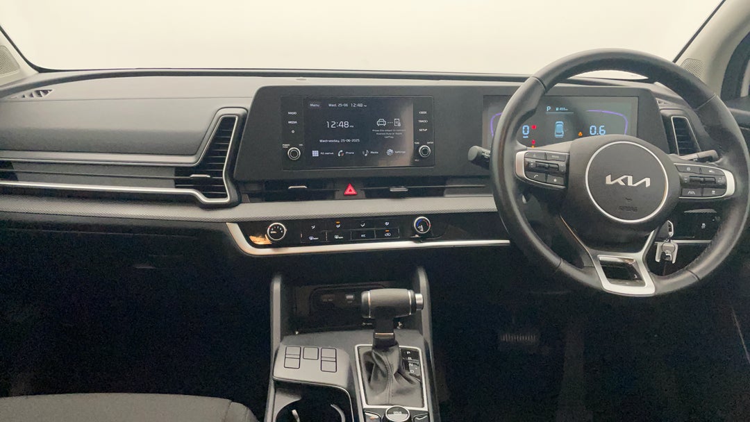 2024 Kia Sportage S (fwd), Automatic, 14477 km, Dashboard View