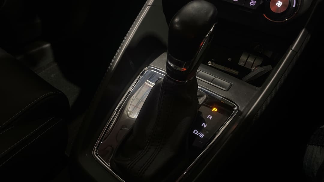 2019 MG ZS Essence, Automatic, 48020 km, Gear Lever 