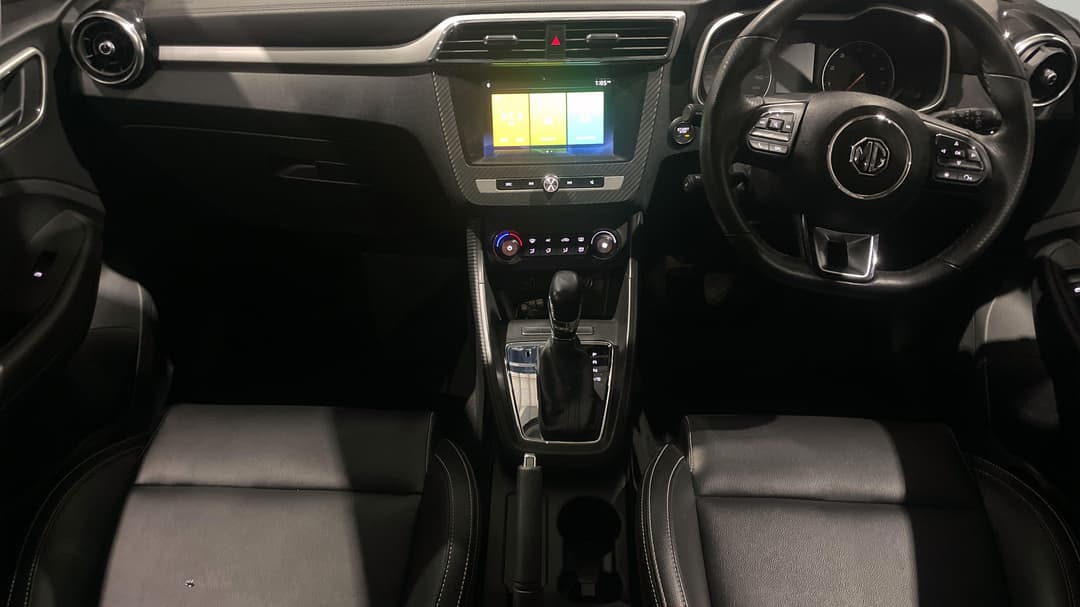 2019 MG ZS Essence, Automatic, 48020 km, Center Console