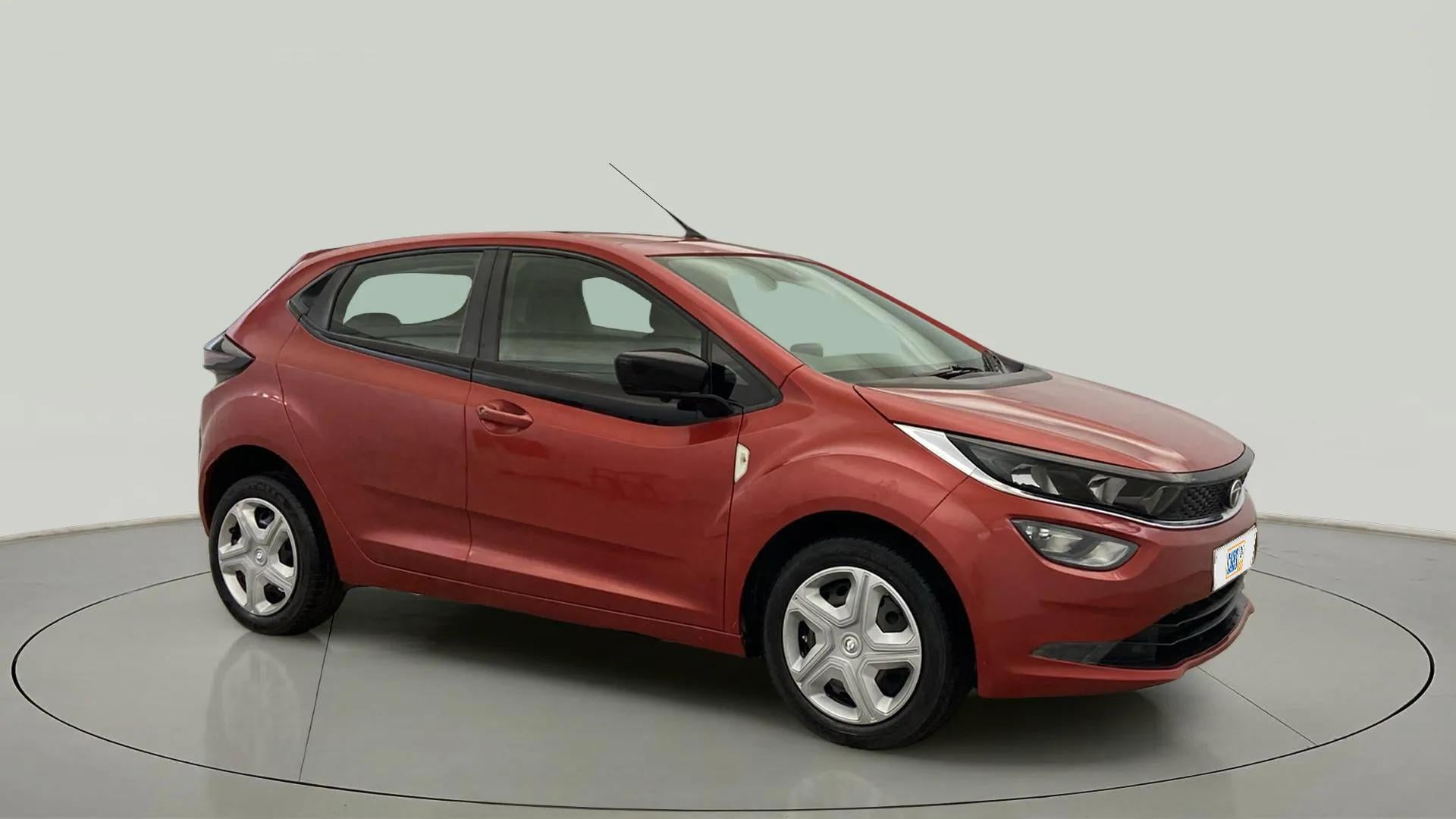 Tata ALTROZ