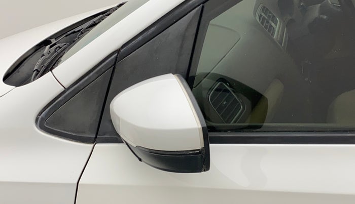 2018 Volkswagen Vento HIGHLINE DIESEL 1.5, Diesel, Manual, 58,075 km, Left rear-view mirror - Folding motor not working
