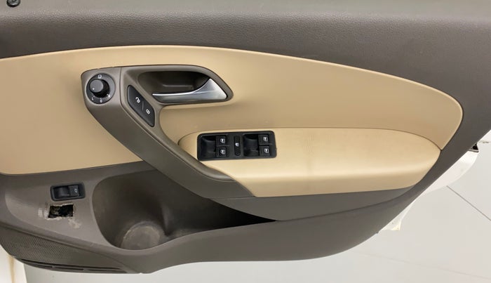 2018 Volkswagen Vento HIGHLINE DIESEL 1.5, Diesel, Manual, 58,075 km, Driver Side Door Panels Control