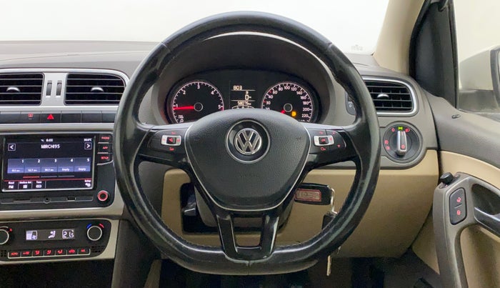2018 Volkswagen Vento HIGHLINE DIESEL 1.5, Diesel, Manual, 58,075 km, Steering Wheel Close Up