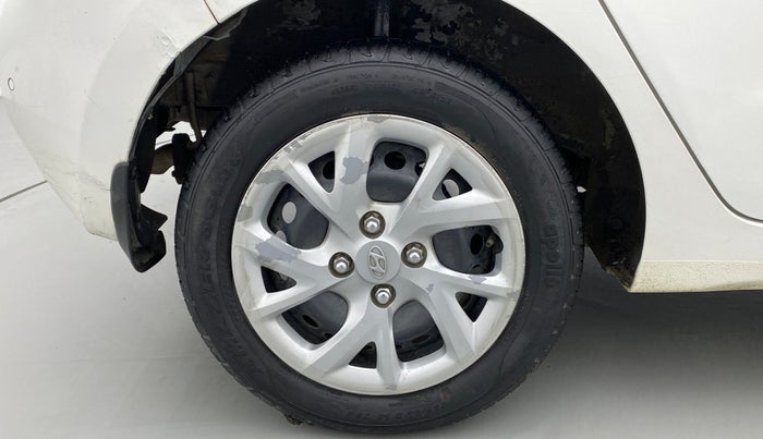 2017 Hyundai Grand i10 SPORTZ 1.2 KAPPA VTVT, Petrol, Manual, 31,463 km, Right Rear Wheel