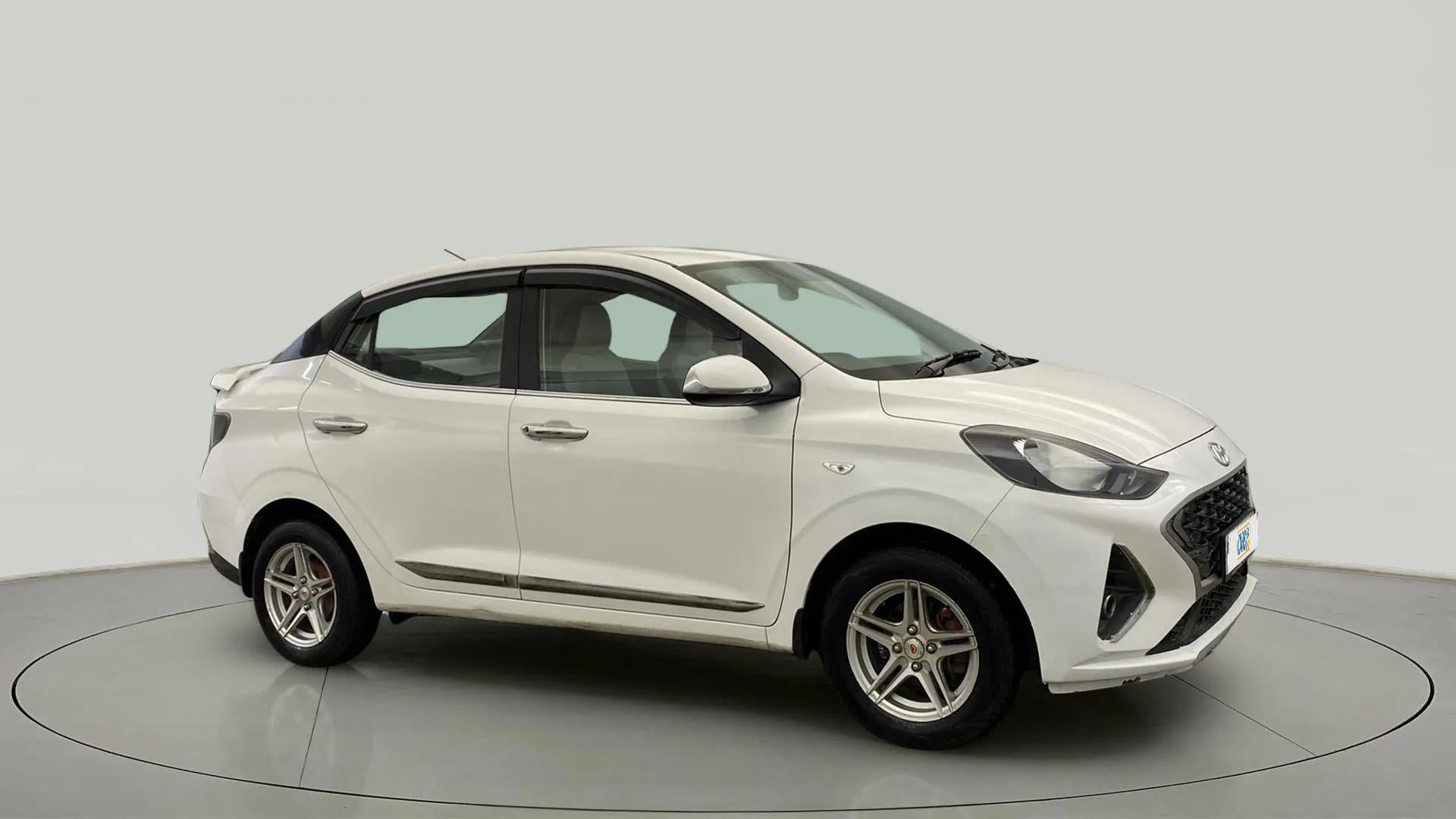 Hyundai AURA
