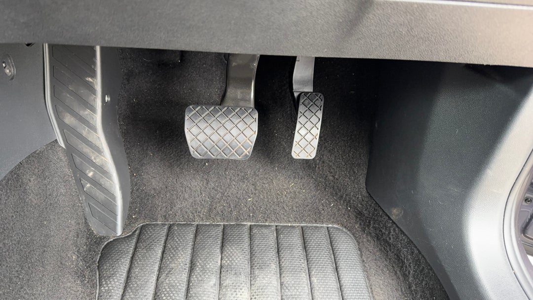 Pedals and Footmat