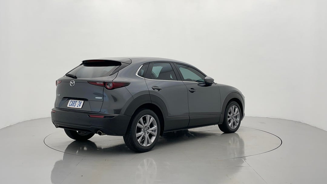 Right Back Diagonal (45- Degree) View