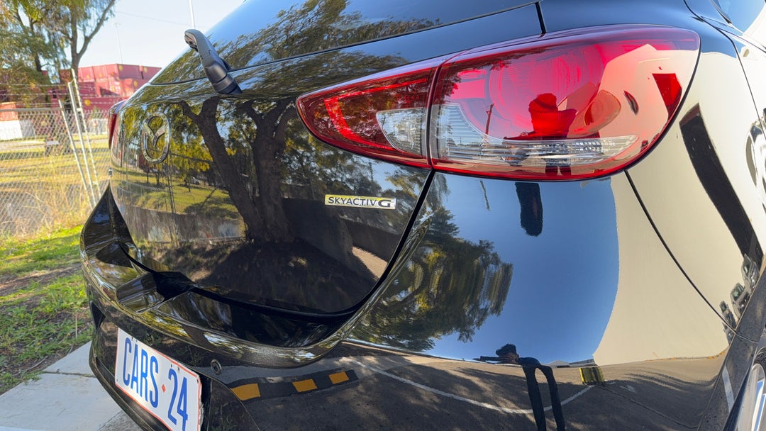 Badge (Boot Right Side)