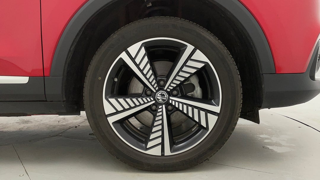 2021 MG ZS EV Essence, Automatic, 54853 km, Right Front Wheel