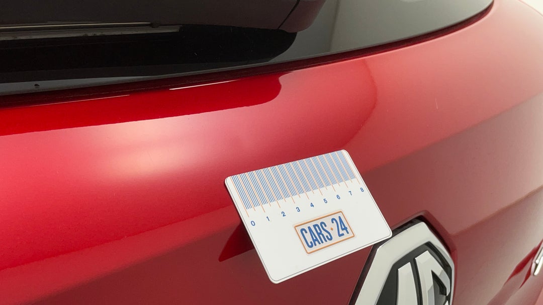 2021 MG ZS EV Essence, Automatic, 54853 km, Boot / Tailgate Tailgate Dent