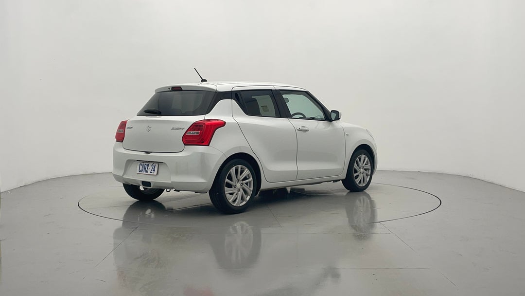 2023 Suzuki Swift Gl Navi, Automatic, 26611 km, Right Back Diagonal (45- Degree) View