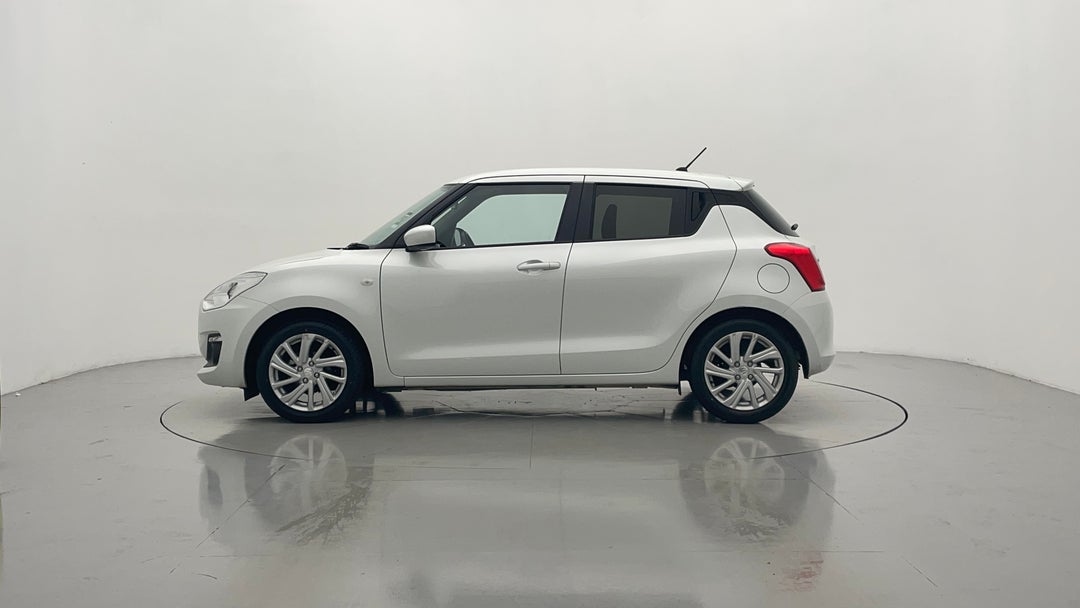 2023 Suzuki Swift Gl Navi, Automatic, 26611 km, Left Side View