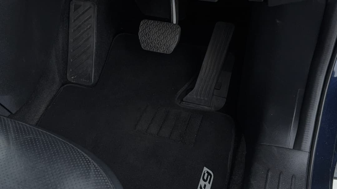 2016 Mazda CX-9 Azami (FWD), Automatic, 127568 km, Pedals and Footmat