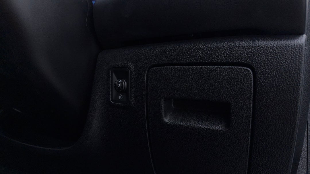 Utility Switches/Buttons