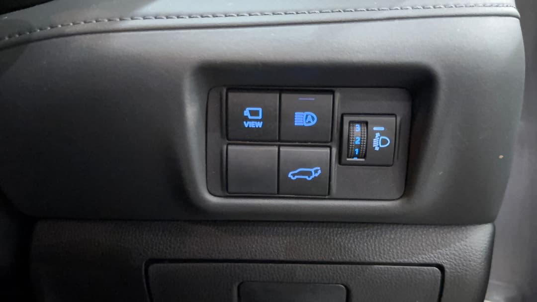 2022 Toyota Kluger Grande Hybrid AWD, Automatic, 42941 km, Utility Switches/Buttons