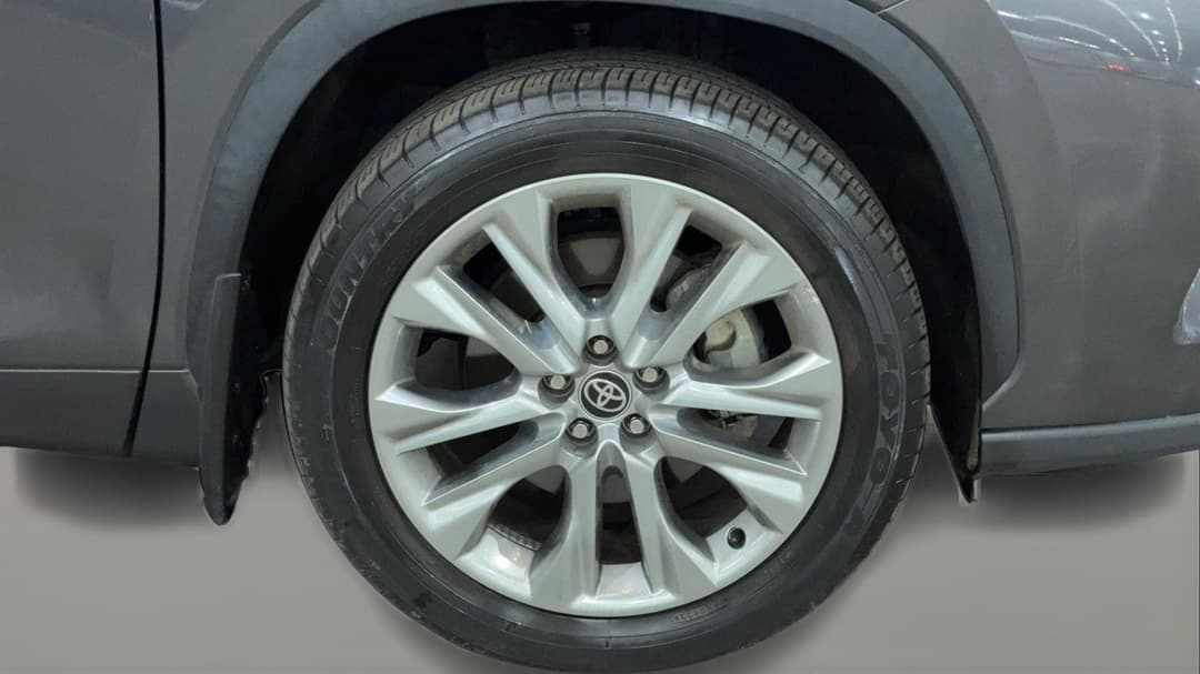 2022 Toyota Kluger Grande Hybrid AWD, Automatic, 42941 km, Right Front Wheel