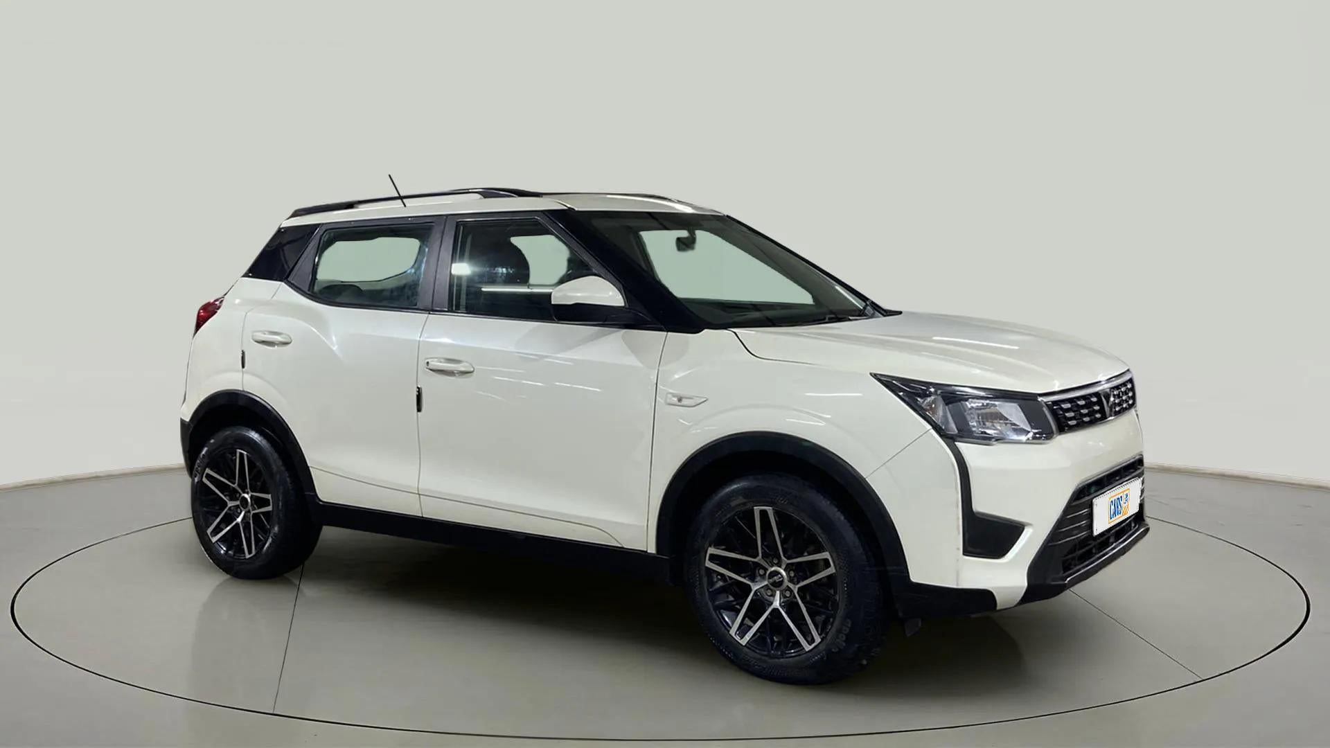 Mahindra XUV300