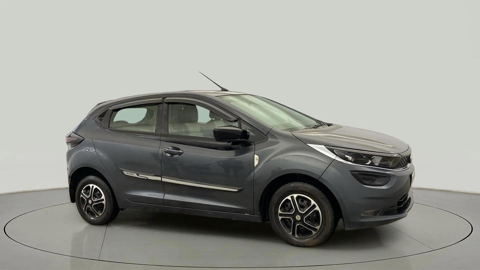 Tata ALTROZ