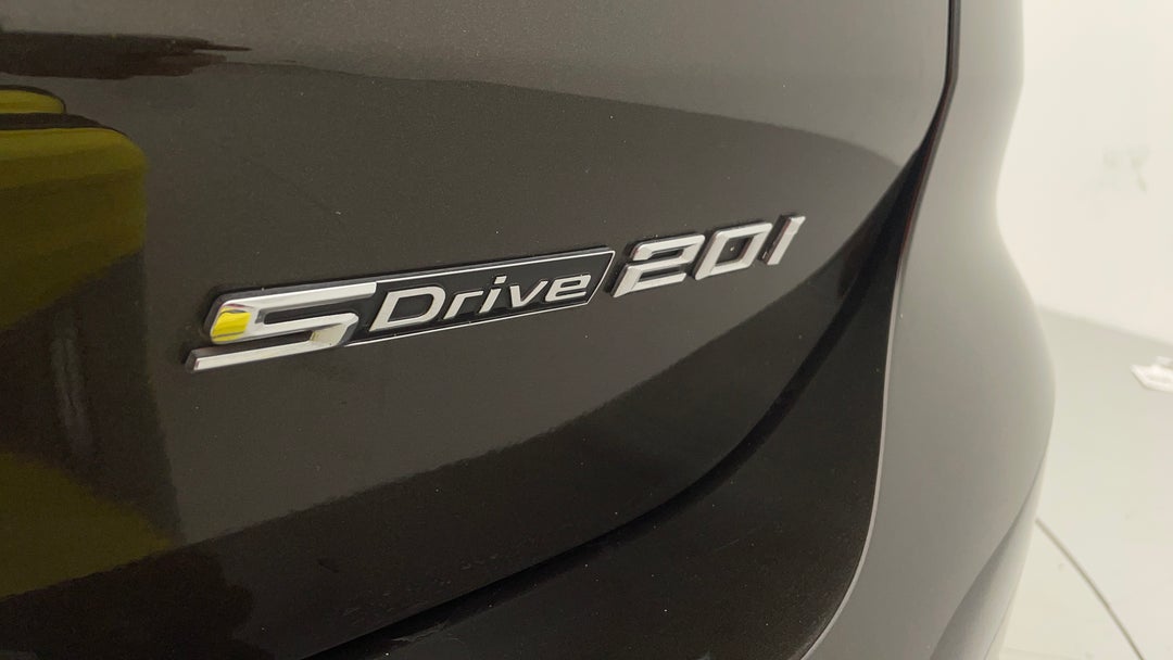 Badge (Boot Right Side)