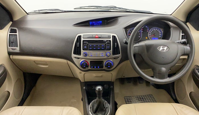 2013 Hyundai i20 MAGNA O 1.2, Petrol, Manual, 82,253 km, Dashboard