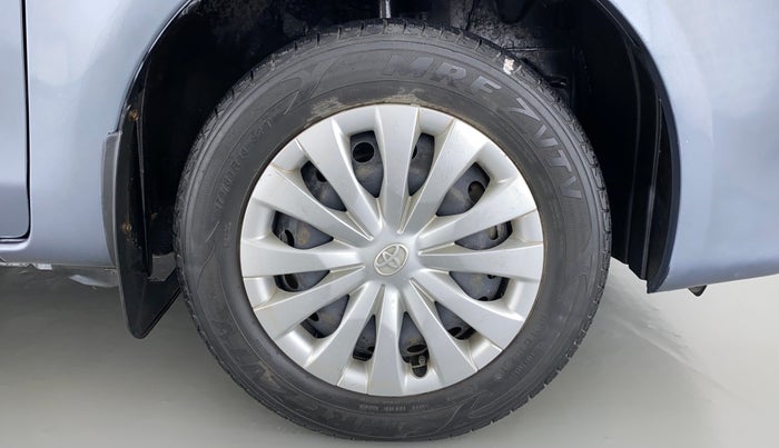 2013 Toyota Etios Liva G SP, Petrol, Manual, 36,608 km, Right Front Wheel
