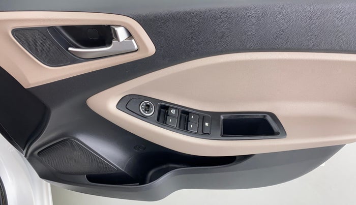 2019 Hyundai Elite i20 1.2 MAGNA PLUS VTVT, Petrol, Manual, 10,879 km, Driver Side Door Panels Control