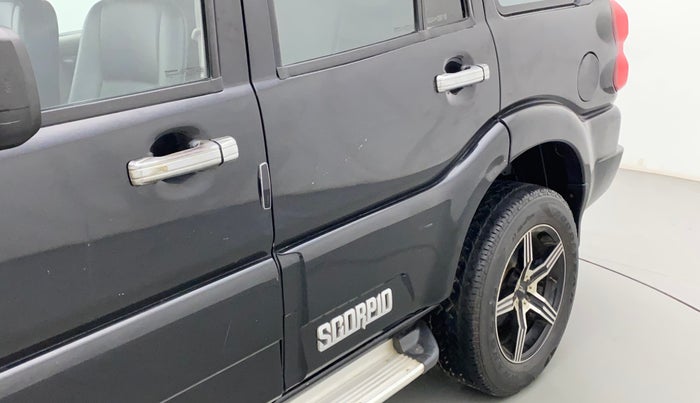 2019 Mahindra Scorpio S5, Diesel, Manual, 74,040 km, Rear left door - Minor scratches