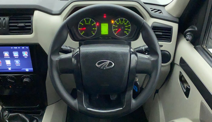2019 Mahindra Scorpio S5, Diesel, Manual, 74,040 km, Steering Wheel Close Up