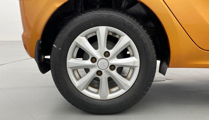 2017 Tata Tiago XZ 1.2 REVOTRON, Petrol, Manual, 35,310 km, Right Rear Wheel