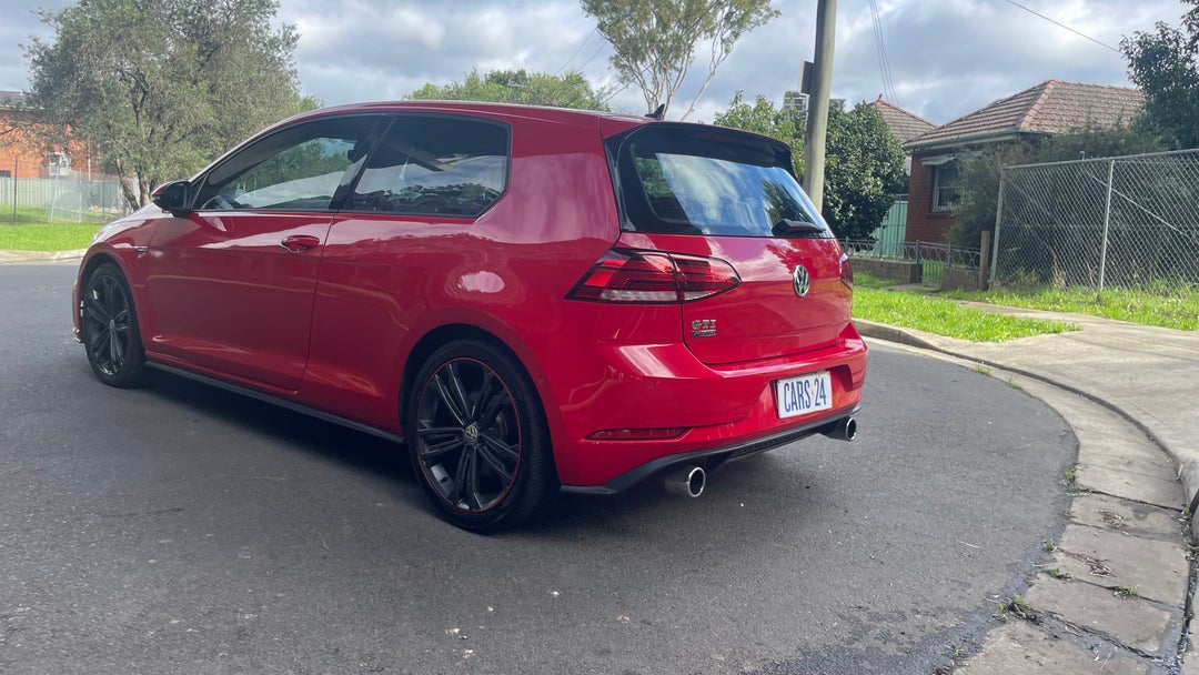 Left Back Diagonal (45- Degree) View