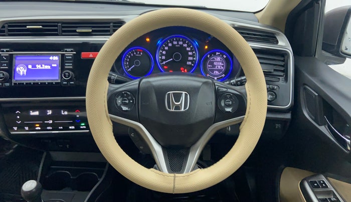 2015 Honda City V MT PETROL, Petrol, Manual, 1,50,323 km, Steering Wheel Close-up