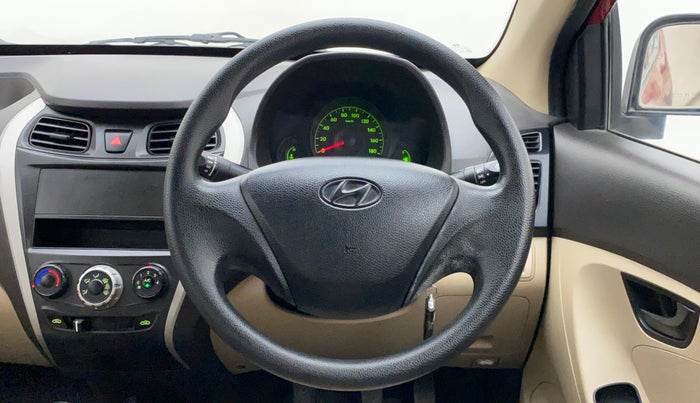 2016 Hyundai Eon ERA +, Petrol, Manual, 34,215 km, Steering Wheel Close Up