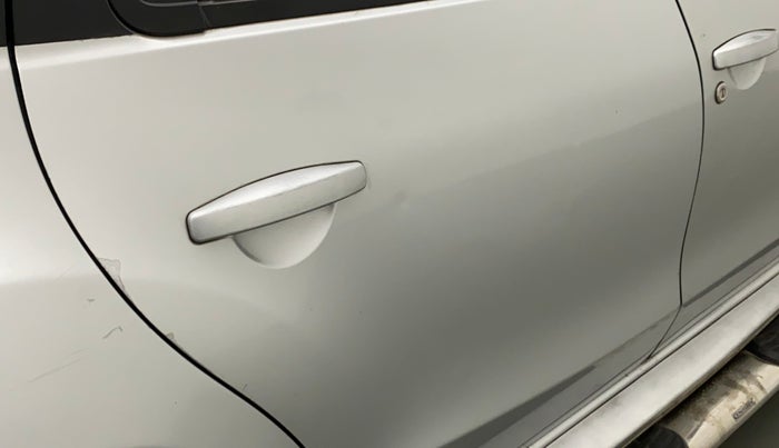 2013 Nissan Terrano XL D THP 110 PS, Diesel, Manual, 92,642 km, Right rear door - Paint has faded