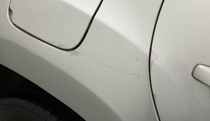 2013 Nissan Terrano XL D THP 110 PS, Diesel, Manual, 92,642 km, Right quarter panel - Minor scratches