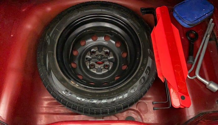 2014 Hyundai Eon MAGNA PLUS, Petrol, Manual, 56,367 km, Spare Tyre