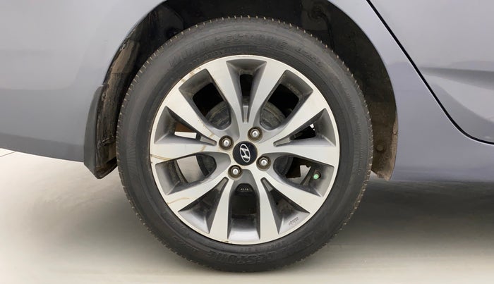 2015 Hyundai Verna FLUIDIC 4S 1.6 VTVT S(O), Petrol, Manual, 95,193 km, Right Rear Wheel