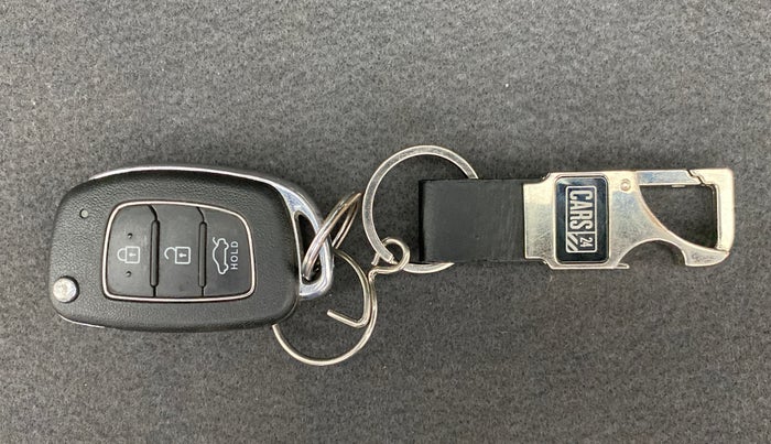 2019 Hyundai GRAND I10 NIOS SPORTZ 1.2 KAPPA VTVT, Petrol, Manual, 32,814 km, Key Close Up