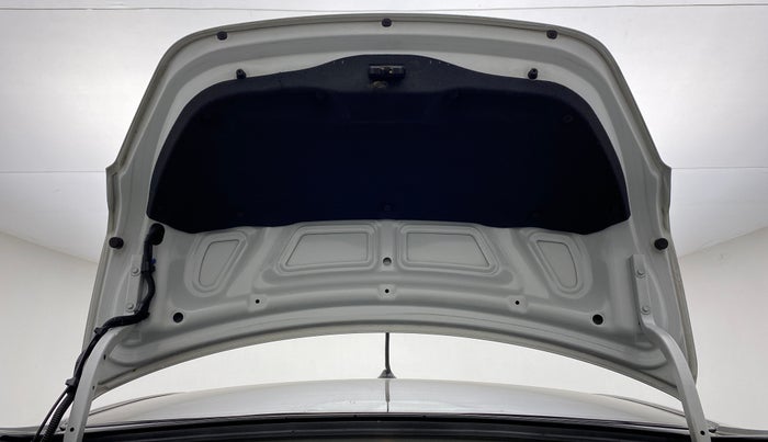 2013 Hyundai Verna FLUIDIC 1.6 VTVT EX, Petrol, Manual, 82,146 km, Boot Door Open