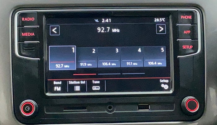 2019 Volkswagen Vento HIGHLINE PLUS 1.2 AT 16 ALLOY, Petrol, Automatic, 67,433 km, Infotainment System