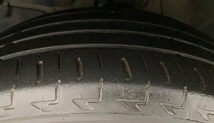 2018 Honda WR-V 1.2L I-VTEC S MT, Petrol, Manual, 1,00,604 km, Left Front Tyre Tread