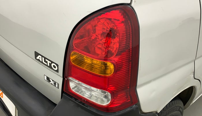 2011 Maruti Alto LXI, Petrol, Manual, 1,07,439 km, Right tail light - Minor damage