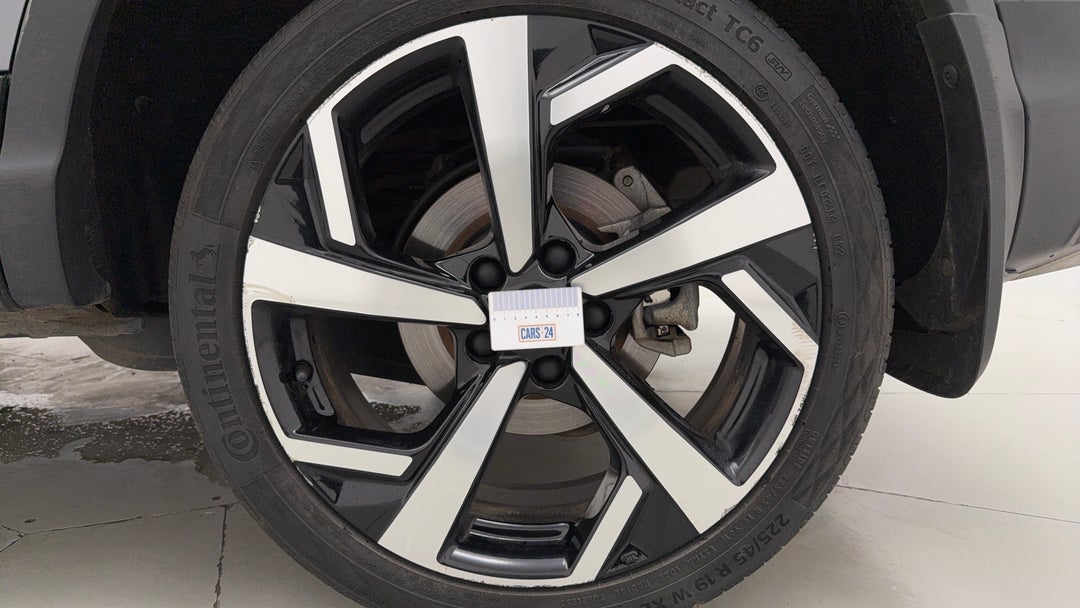 Wheels Rim Rear LHS Gutter Rash