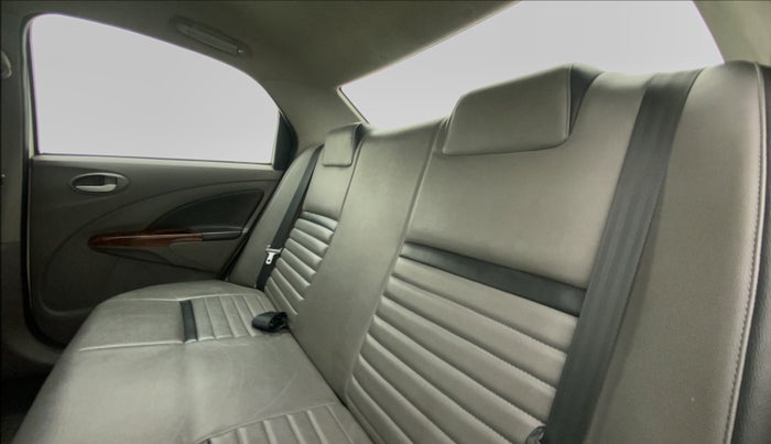 2011 Toyota Etios V, Petrol, Manual, 45,599 km, Right Side Rear Door Cabin