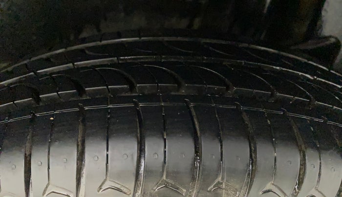 2019 Maruti Dzire VXI, Petrol, Manual, 46,706 km, Left Rear Tyre Tread