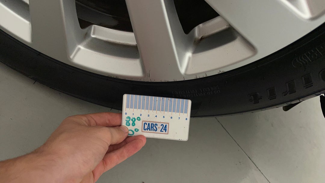 Wheels Rim Front RHS Scuff