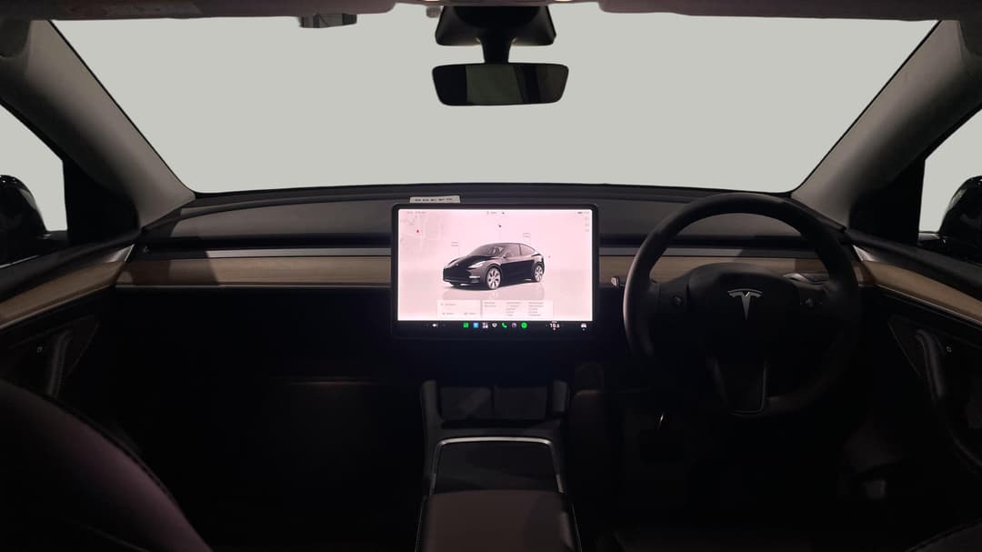 2023 Tesla Model Y Rear-wheel Drive, Automatic, 55315 km, Dashboard View